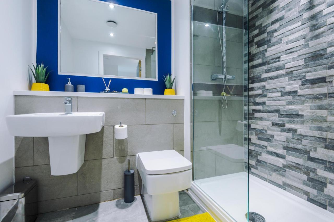 Bright, Luxury Aparthotel, Excellent Location Ливърпул Екстериор снимка
