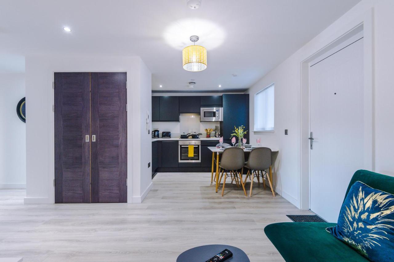 Bright, Luxury Aparthotel, Excellent Location Ливърпул Екстериор снимка